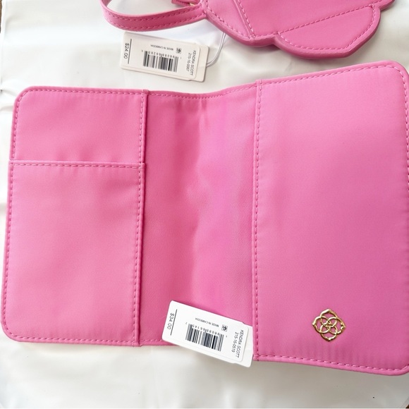 NWT Kendra Scott Luggage Tag and Passport Holder in Pink - Picture 5 of 10